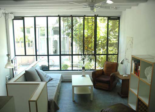 Dans une cours plantée charmante, ce charmant loft offre une totale tranquillité Paris, France 