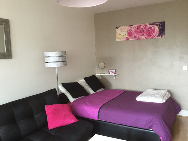 <b>The space</b><br />Appreciate to stay in a quiet place greatly situated half   Cosy place in Montmartre Entire rental unit vacation rental 11371704