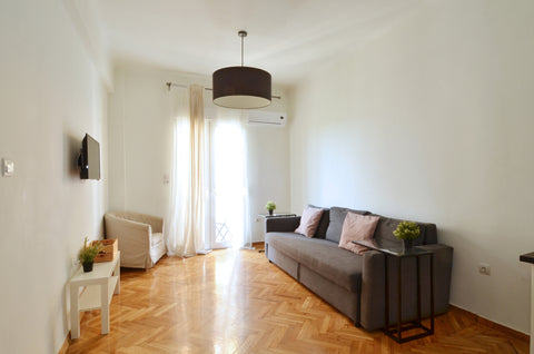 A nice and cozy apartment at Larissis station territory. It can easily accommoda Chalandri, Greece Stathmos Larissis B, a cozy 2BR Apartment, Clo... Entire rental unit vacation rental 639521035490529697