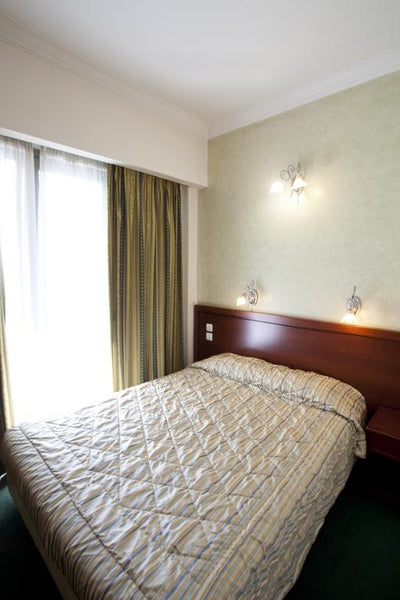 Room Size 13 m² <br />1 queen bed  <br />This room features air conditioning, a  GR Single Hotel Room with Balcony in Athens Room in hotel vacation rental 30421187