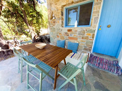 A hideaway spot for nature lovers that need to wake up and see the sea. It’s in   White Nest | The Beach House Cycladic home vacation rental 610771908172428095