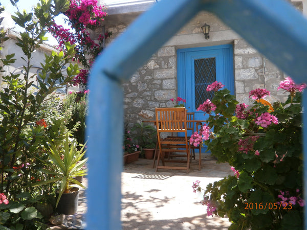 A nice stone-built house in the traditional village of Milatos. It comprises of   Beautiful house with garden Milatos Entire home vacation rental 11664703