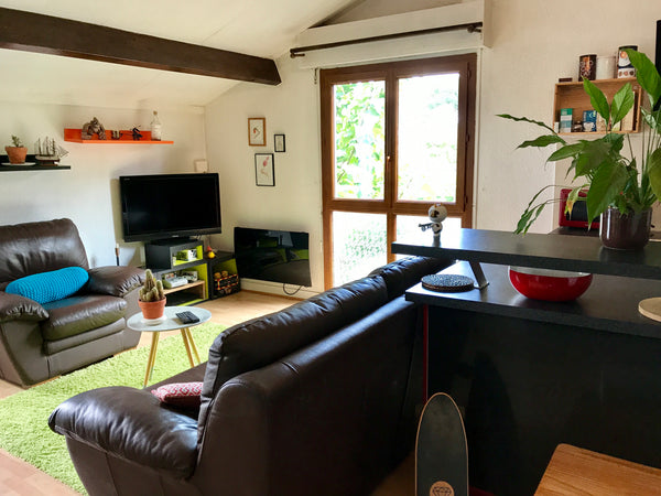 Parfait pour le business et le tourisme!<br />Bel appartement de 40m2 dans une m Pessac, France appartement cosy+terrasse/ nice apartment Bordeaux Entire rental unit vacation rental 20783458