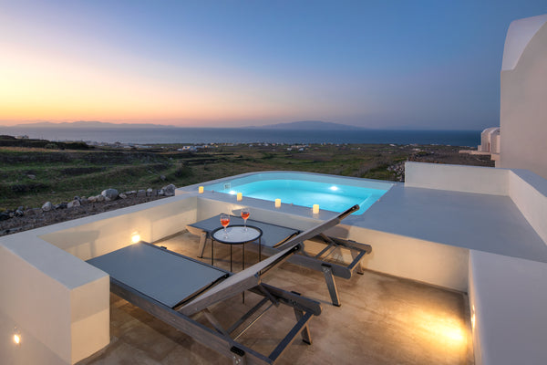 Superior Suite Two Bedrooms Sea View with Plunge Pool<br /><br /><b>License numb  Superior Suite Two Bedrooms Sea View - Plunge Pool Entire condo vacation rental 43939604
