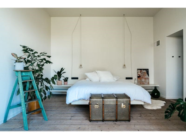 Our charming coach house has three guest rooms, each overlooking the garden. Rel  Suite double room in charming coach house - romantic city garden Private room in bed and breakfast vacation rental 51336471