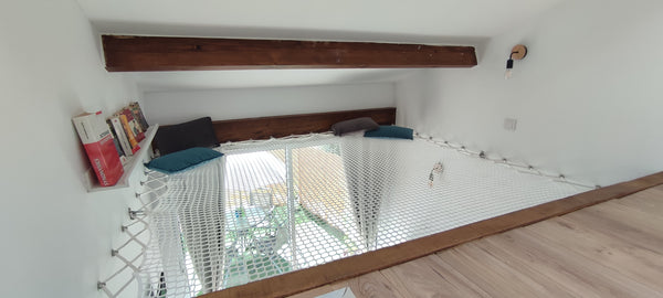 Détendez-vous dans ce logement unique et tranquille.<br />Dans un environnement   Studio cosy filet et jardin à 10 min de BORDEAUX Entire guesthouse vacation rental 660794776683057382