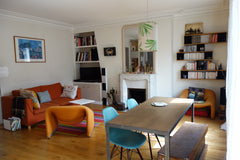 Lumineux et chaleureux, c'est un appartement typique parisien avec parquet, moul Paris, France Superbe, typique apt 83m2 Gare Nord Entire rental unit vacation rental 6037337
