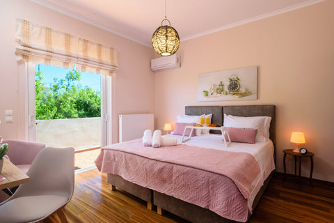 A cozy, modern, family house three min. from the beach and fifteen min. from the Chania, Greece Old Arbor's Comfortable Family House Entire home vacation rental 35104567