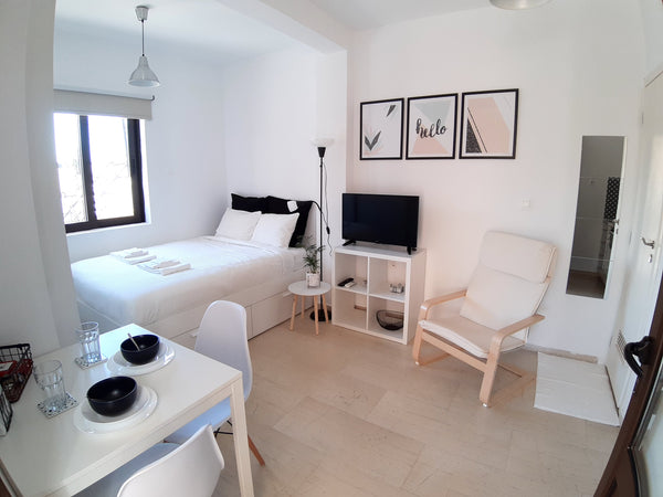 INN THE CITY studio apartment is a cozy one-room apartment on the 4th floor of a Heraklion, Greece Studio apartment in the center of Heraklion city Entire condo vacation rental 602838081719654999