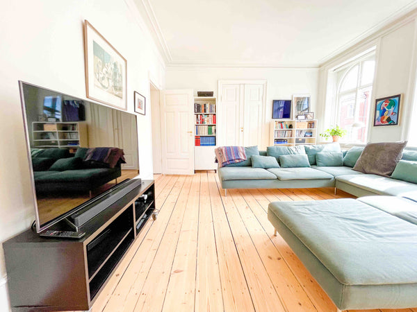 We welcome you to our authentic and charming home in an exclusive and central pa  Skøn lejlighed i København Entire condo vacation rental 656519398486943496