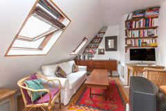 Hello Travellers, my flat is a Charming rooftop at Bonne Nouvelle. Very calm and Paris, France Charming, calm and sunny flat on the roofs. Entire rental unit vacation rental 29499555