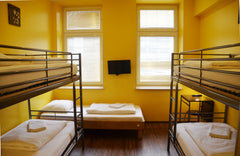 In our self-service hostel Leni's Place, you can have shower/toilet, WiFi, satel  5-Bed-Room with private bathroom & shared kitchen Private room in vacation home vacation rental 675803846804859278