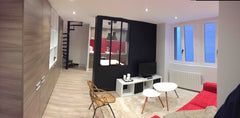 Situé en plein cœur de Lyon, au centre de la presqu’île (et à moins de 50 mètres Lyon, France DUPLEX T2 presqu’île très calme - Quartier Grolée Entire rental unit vacation rental 53335082