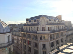 Right in the center of Paris, you'll be in the perfect spot to explore all the c Hong Kong OPERA Bright, charming & cozy, amazing roof views Private room in rental unit vacation rental 16168436