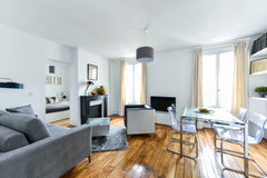 Beautiful apartment of 57 m2 with two bedrooms on the fourth floor with lift in  Paris, France Sa Muse, 2BR/1BA, 5 people Entire rental unit vacation rental 18767816