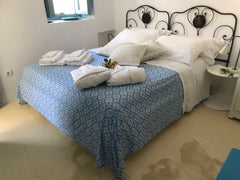 Studios per due persone con angolo cottura e bagno con doccia con rifiniture tip Venice, Italy Attilio's Studio in Milos Entire guesthouse vacation rental 19991779