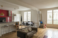 Comfortable apartment perfect for family with one child or couples who enjoy spa Paris, France Family flat view on Buttes Chaumont Entire rental unit vacation rental 5580018
