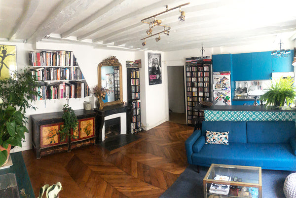 Grand appartement typiquement parisien en plein coeur de la ville (45 m²), cosy  Paris, France ★★★★ Typical & Charming Home at the heart of Paris Entire rental unit vacation rental 28336095