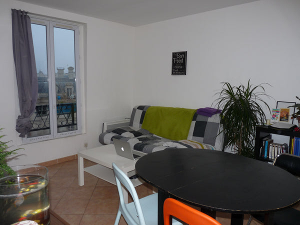 Situé au cœur de Paris, cet appartement vous permettra de profiter de votre séjo Besançon, France Appartement au coeur du Marais Entire rental unit vacation rental 9806365