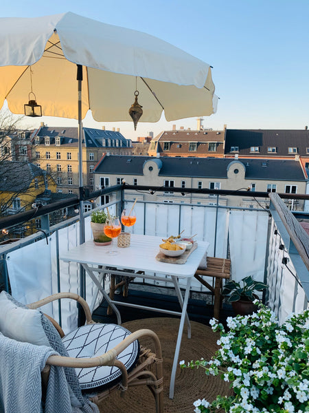 Cute flat with rooftop, few minutes walk from underground station (Axels Møllers Frederiksberg, Denmark Flat with rooftop terrace in desirable area. Entire rental unit vacation rental 45310068