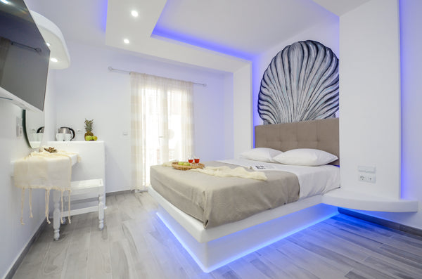 Hotel Poseidon is located in the heart of Naxos town, just 80 meters away from t Naxos, Greece Deluxe Room in the center, 80 m from the beach Room in hotel vacation rental 42134093