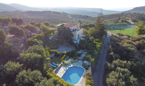 Η Villa Magnolia βρίσκεται σε ένα παραδοσιακό χωριό του Δήμου Χερσονήσου στο Ηρά Heraklion, Greece VILLA MAGNOLIA Entire villa vacation rental 680329630015332083