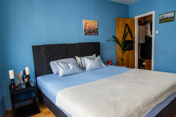 Entire apartment in walking distance to city center with a balcony.<br />Best pu  Entire flat with balcony - minimum 2 weeks Entire rental unit vacation rental 48154465