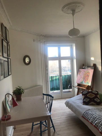A lovely room with a double bed, balcony and desk located in Nørrebro. Very clos Copenhagen, Denmark Lovely room in Nørrebro with balcony Private room in condo vacation rental 649016247491023178