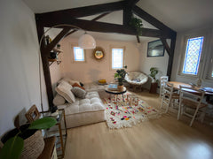 Appartement idéalement situé en plein coeur du vieux Bordeaux, à proximité des m Bordeaux, France Bordeaux hypercentre : appartement spacieux & cosy Entire rental unit vacation rental 53711056