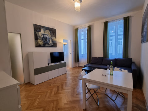 Hey travelers,<br />our 40m2 apartment in the typical ancient building style is  Vienna, Austria Cozy appartment Entire rental unit vacation rental 9850266