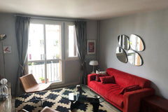 Spacious and elegant one bedroom apartment (3rd floor with elevator) of a reside Paris, France At the bottom of Montmartre spacious & superb ...! Entire condo vacation rental 3252168