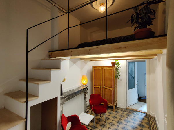Welcome in our charming 19th century house in Antwerpen-Noord, in between 3 conc Antwerp, Belgium Private room, bathroom and kitchen + free bikes Private room in townhouse vacation rental 54101420