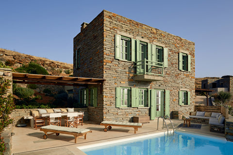 A recently built cottage enjoying breathtaking sea views, with infinity pool and  Gemstone Entire home vacation rental 29916545