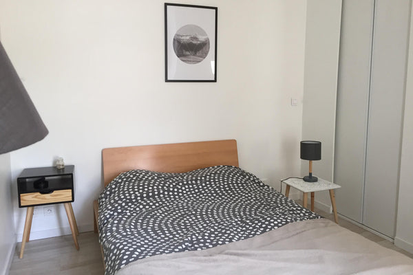 Situé à 10 minutes à pied du centre-ville historique de Bordeaux et de la gare B Bordeaux, France Belle chambre privative entre centre ville et gare Private room in townhouse vacation rental 34221389