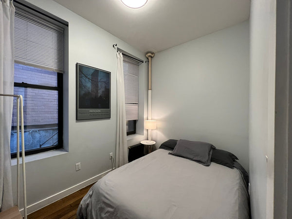 Enjoy the simplicity of this quiet and central apartment. A practical apartment  New York, NY Rental unit in New York · ★4.71 · 1 bedroom · 1 bed · 1 bath Entire rental unit vacation rental 601387378295632609