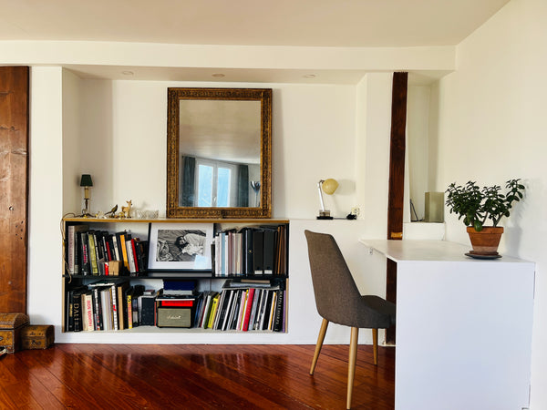 Appartement calme et confortable situé dans le quartier très animé des grands bo Paris, France CENTRAL PARIS, COSY APPARTEMENT Entire rental unit vacation rental 28982840