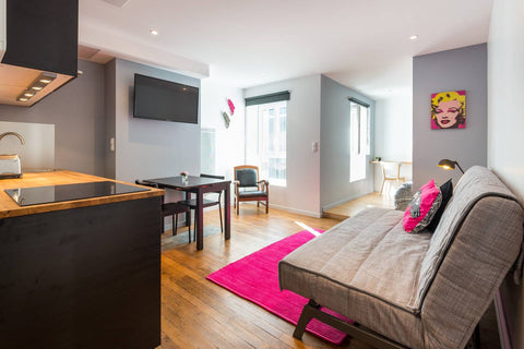 Bel appartement de 35 m2 clair sur cour, bien équipé, pour accueillir 2 voyageur Lyon, France Joli studio clair et confortable sur cour Entire rental unit vacation rental 21418280