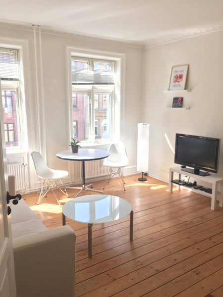 Cosy 2 bedroom apartment: Entrance, large living room with both dining and sofa  Greve Strand, Denmark A Little Cosy Pearl ( long term-hosting) Entire rental unit vacation rental 20825540