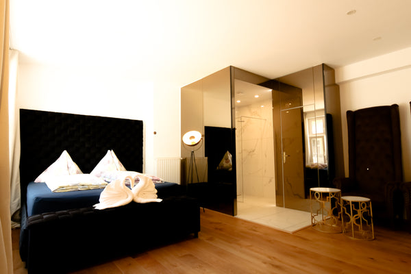 <b>The space</b><br />Welcome in Vienna <br />The pension has 8 separate rooms < Vienna, Austria Luxury holiday Entire rental unit vacation rental 50377535