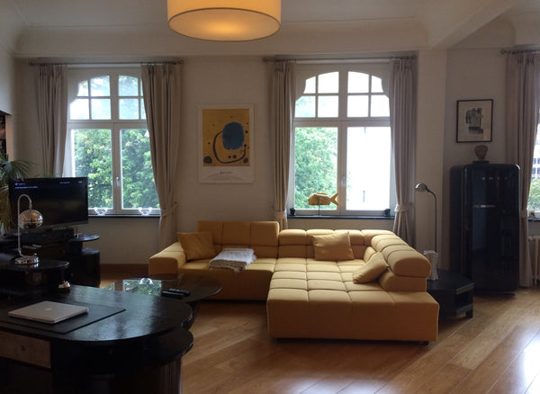 Spacious, cosy 1 bedroom 95m2 apartment, fully renovated & furnished with park v Brussels, Belgium Park view apartment Entire rental unit vacation rental 4153730