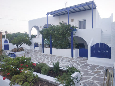 Casa Klea is a beautiful Cycladic house that combines the traditional architectu Paros, Greece 3bedroom Cycladic home Casa Klea in Drios Paros Cycladic home vacation rental 567078253804727538