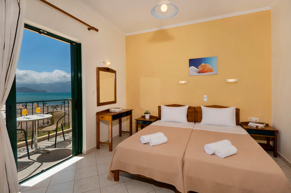 Enjoy your holidays in a majestic place with view the gulf of Kissamos.The turis Chania, Greece Sea view room very close to the Beach with Pool Entire rental unit vacation rental 13706845