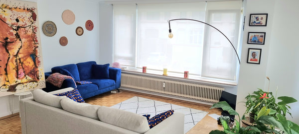 Oubliez vos soucis dans ce logement spacieux et serein.<br />Posez-vous dans une Brussels, Belgium Grande chambre privé dans un tres bel appartement. Private room in rental unit vacation rental 620979457614307097