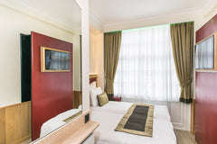 Beautiful and recently renovated room: closely set twin-bed bedroom, a private b Brussels, Belgium Cozy studio near Grand Place no3 Private room in rental unit vacation rental 16024558