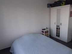 Chambre à louer (15m2) dans un appartement d'environ 45 m2, situé tout près du c  LYON 2: chambre à louer Private room in rental unit vacation rental 53165975