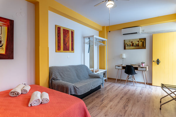 This 1st floor sunny, inner-city newly renovated, spacious & comfortable apartme Athens, Greece Sunny, spacious@historic center-bohemian Psyri-VFM Entire condo vacation rental 28398208