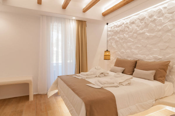 Studios are equipped with: <br />Queen size bed <br />Fridge & Safe <br />Kitche  Villa Adriana Naxos Hotel - Superior Studio Room in hotel vacation rental 46490632