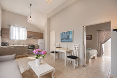 The "Namaste" is a charming house, fully equipped in Amoudara, a few kilometers  Heraklion, Greece Namaste Entire home vacation rental 584728300238778002