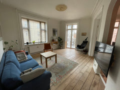 Light and spacious flat, 3rd floor with balcony towards the street.<br /><br />L  Bright Vesterbro flat - 3 rooms and balcony Entire rental unit vacation rental 48175974