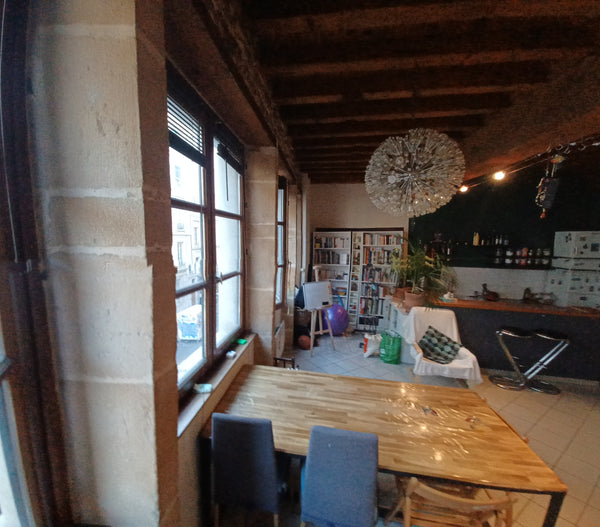 Nous serons ravi de vous accueillir dans notre appartement tout spacieux typique  Charmant T3 plein centre Entire rental unit vacation rental 746945628763547226